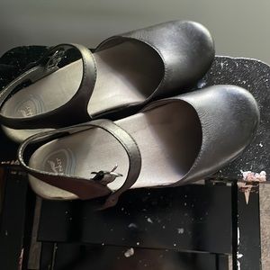 Dansko size 7